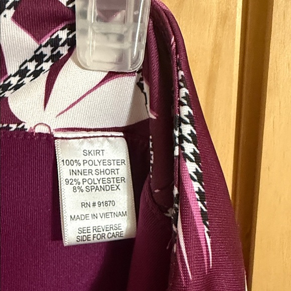 Pebble Beach Stylish Purple and White Patterned Skirt (skorts) - Picture 4 of 5